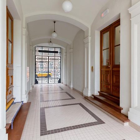 Lux Golden Apartment Praga Kepna By Renters Prestige 바르샤바 외부 사진