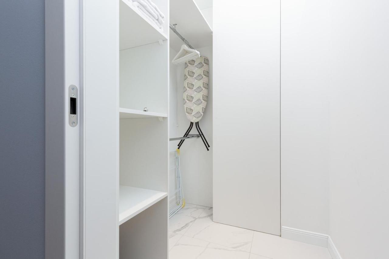 Lux Golden Apartment Praga Kepna By Renters Prestige 바르샤바 외부 사진